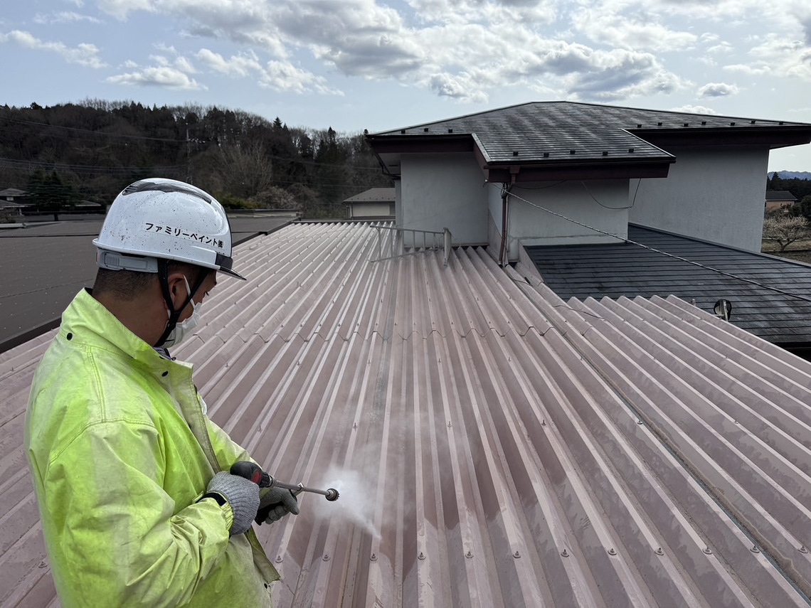 トタン屋根洗浄１